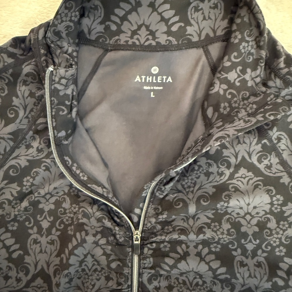 Athleta Gray Black Patterned Long Sleeve Top - Picture 4 of 6